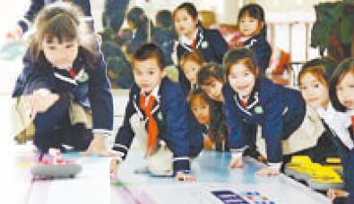 廈門小學校走出多位世界冠軍 教練自創獨門絕技