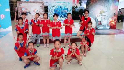 【高殿簡訊】喜迎&ldquo;金磚&rdquo;客 爭創(chuàng)文明風(fēng) --廈門市高殿中心小學(xué)四二中隊假日小隊活動