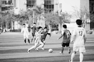 福建327所中小學入選足球特色校 廈門占45所_社會_福建網絡廣播電視臺