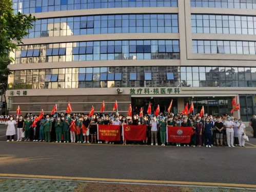 廈門8300余名醫(yī)護(hù)人員火速集結(jié),助力全市五區(qū)有序開展第六輪全員核酸檢測(cè)